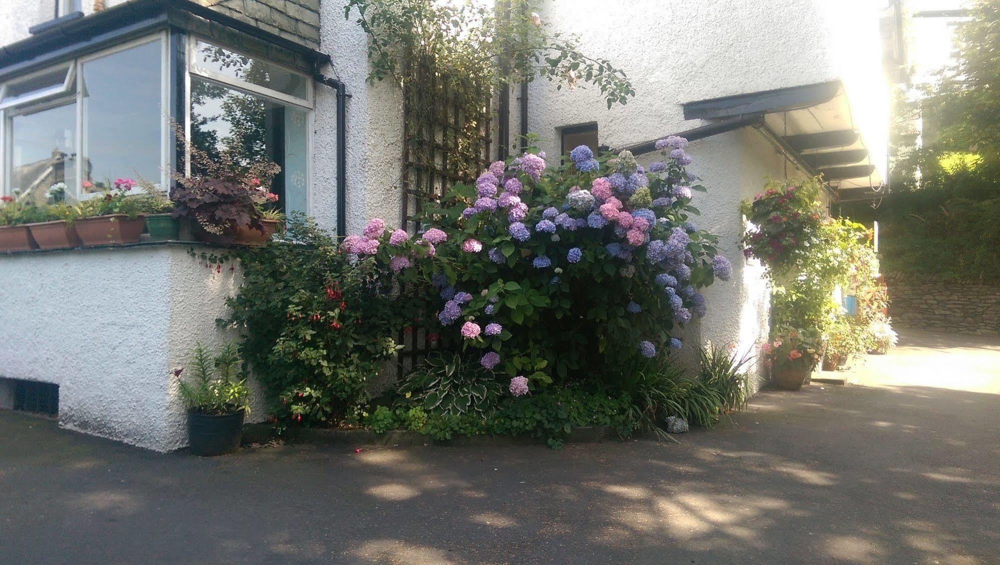 Langdale View Guest House Уиндермир Экстерьер фото